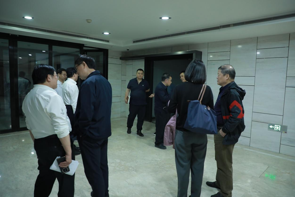 北(běi)京中西(xī)醫(yī)結合疑難病會(huì)診中心2024年(nián)度例會(huì)在我院舉行(xíng)(圖6) 北(běi)京中西(xī)醫(yī)結合疑難病會(huì)診中心2024年(nián)度例會(huì)在我院舉行(xíng)(圖6)