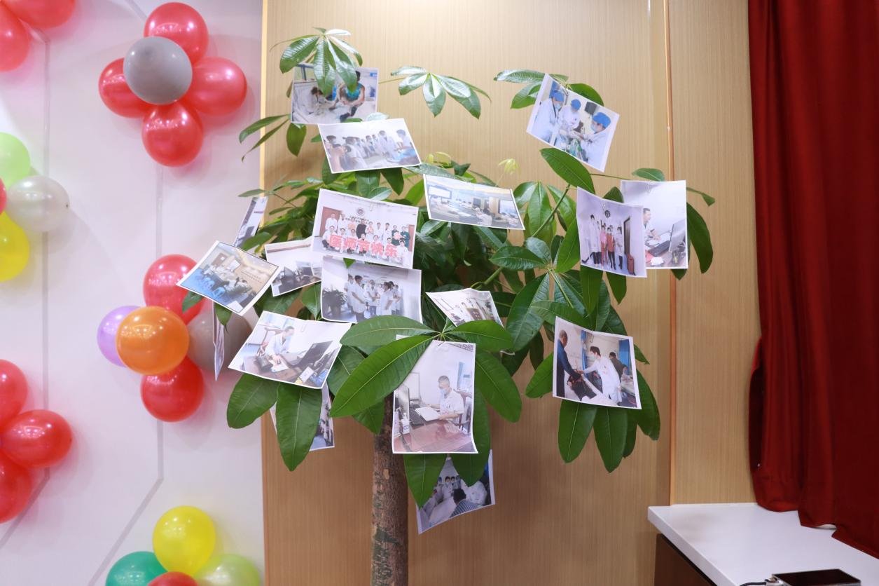 重溫誓言 分(fēn)享甜蜜：我院舉行(xíng)2025年(nián)中國(guó)醫(yī)師(shī)節慶祝活動(圖3)