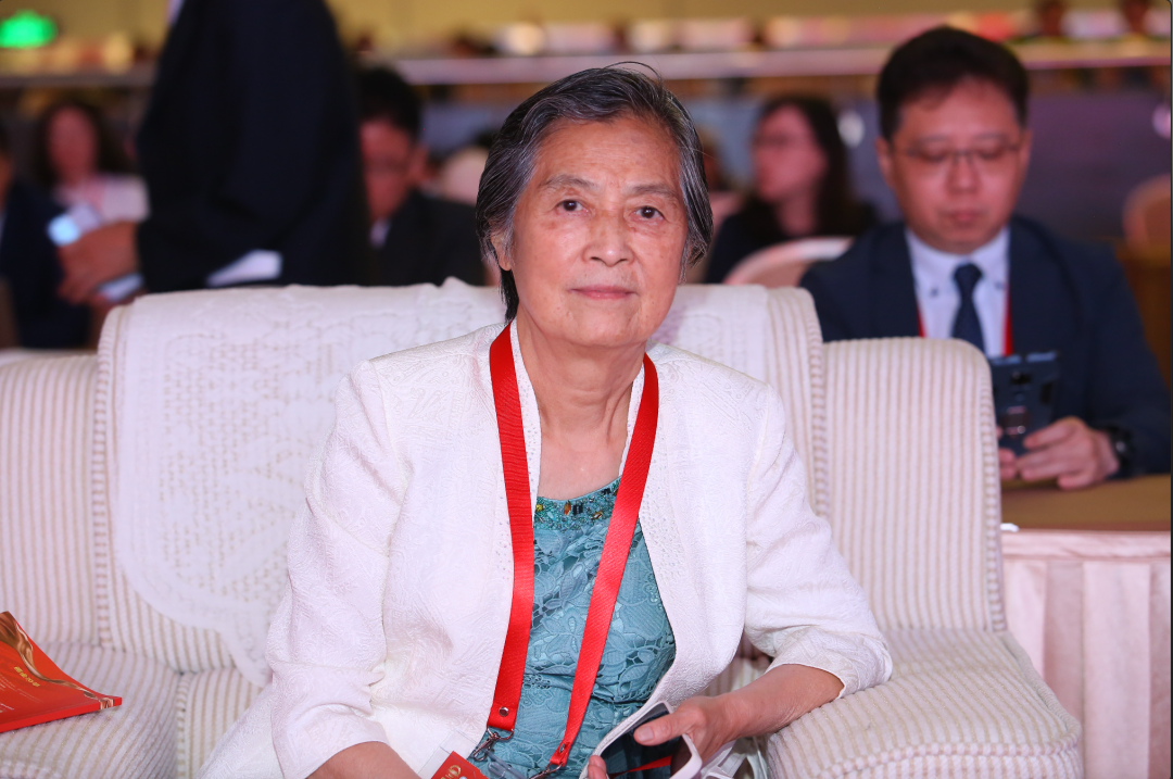 我院名譽院長(cháng)楊博華受邀出席“協和(hé)血管醫(yī)學大(dà)會(huì)暨中國(guó)血管和(hé)腔內(nèi)血管論壇”(圖8)